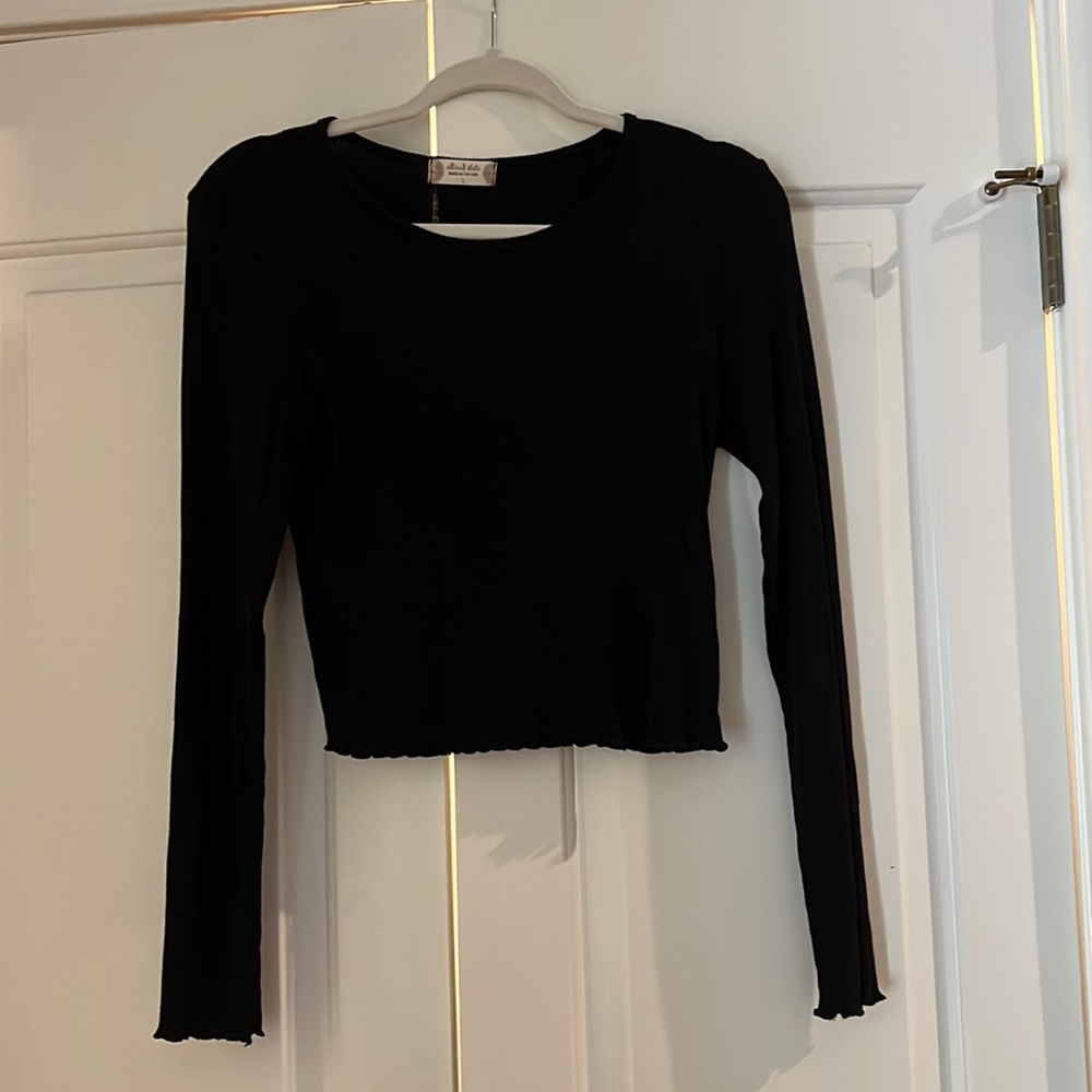 Altar’d state Cropped Shirt